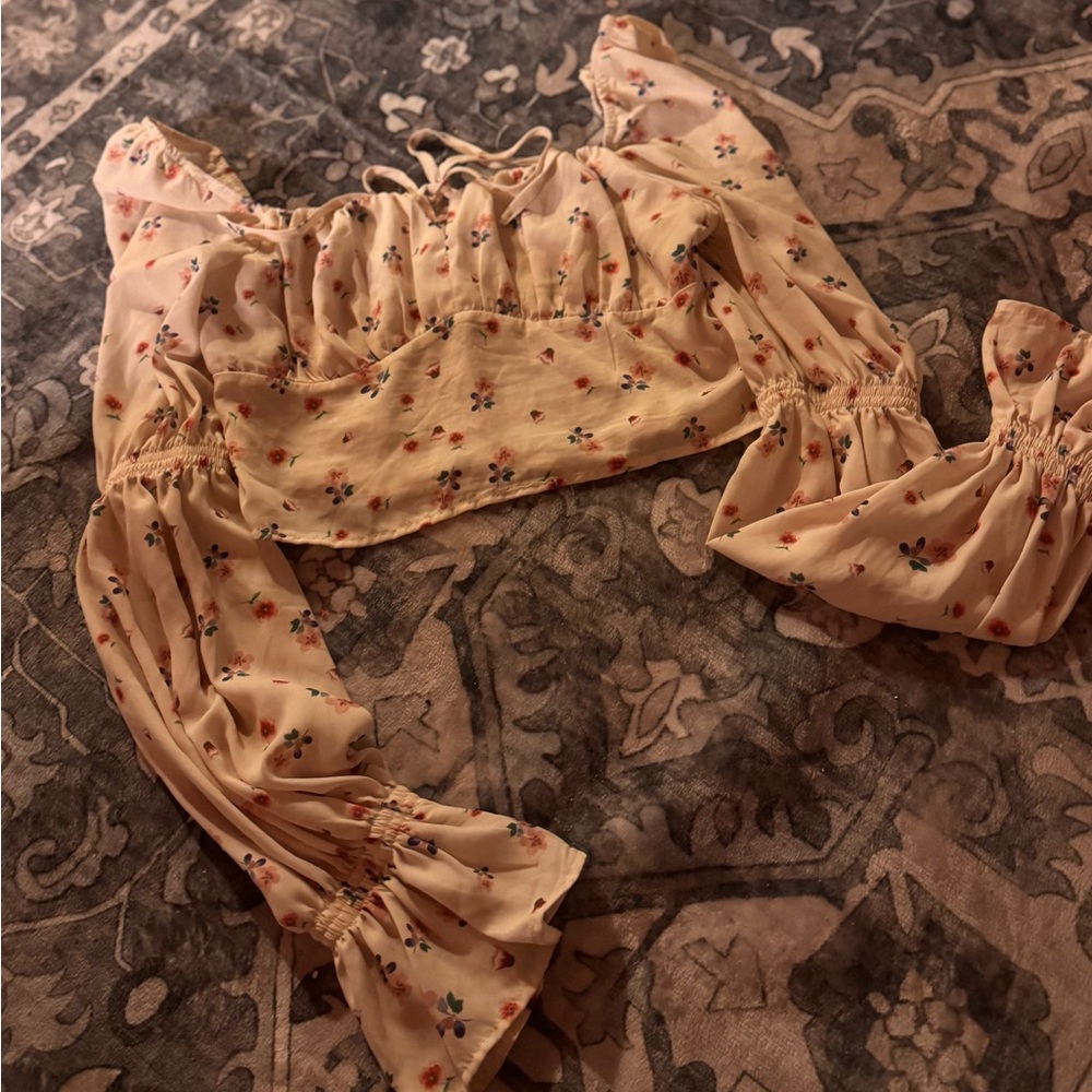 Chic Nation Floral Crop Top -